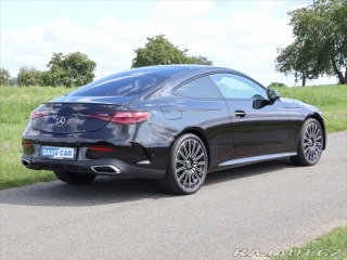 Mercedes-Benz CLE 2,0 300 4Matic AMG Premiu 2025