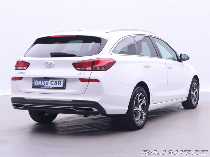 Hyundai i30 1,5 T-GDI 117kW Smart DPH 2022