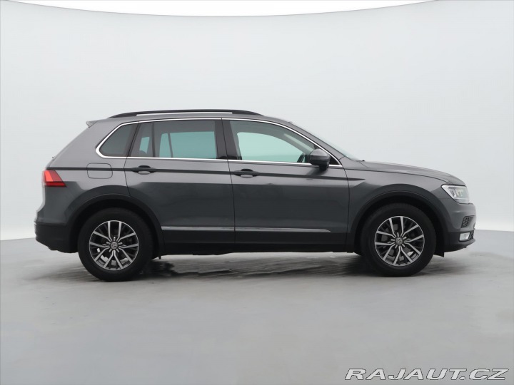 Volkswagen Tiguan 1,4 TSI 110kW DSG LED 1.M 2017