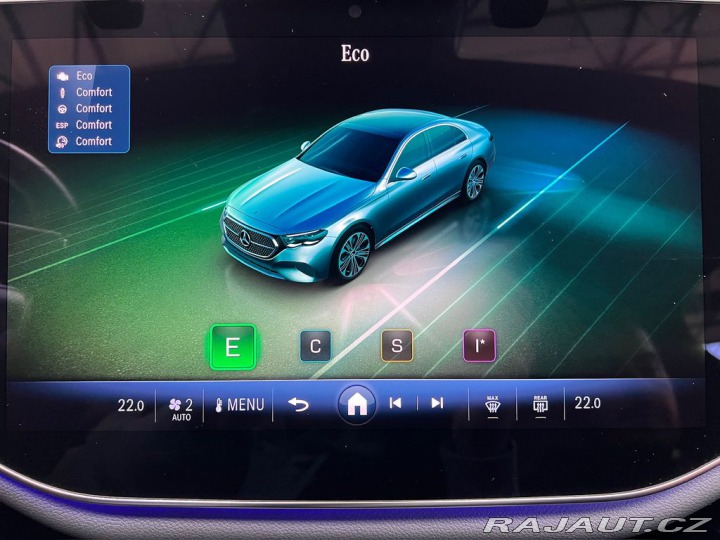 Mercedes-Benz E 220d 4M AMG, VZDUCH, EL. 2024