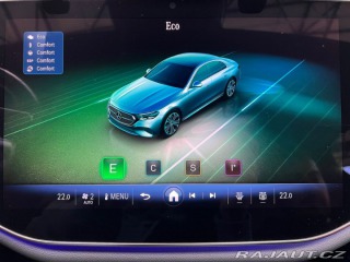 Mercedes-Benz E 220d 4M AMG, VZDUCH, EL. 2024