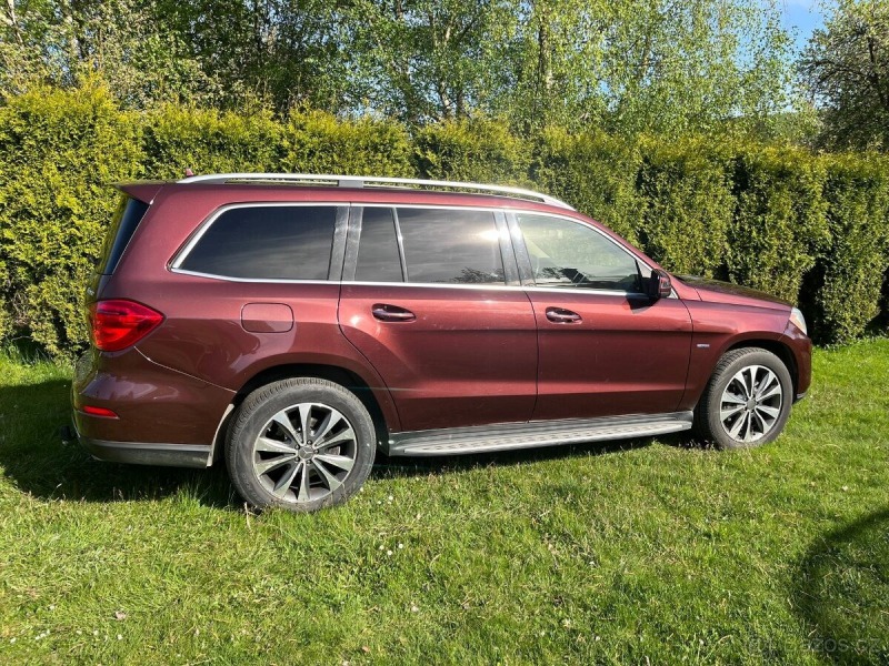 Mercedes-Benz GL 4,7 V8 4Matic nový mode