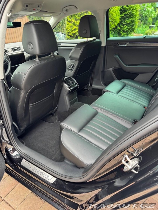 Škoda Superb 2,0   Style 4x4 Navi AHK 2023