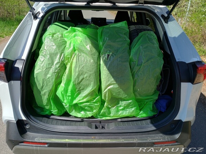 Toyota RAV4 2,5 2023