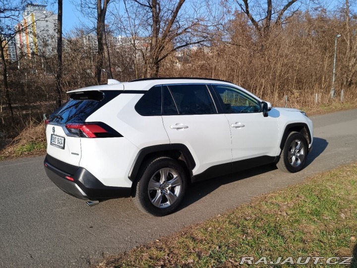 Toyota RAV4 2,5 2023