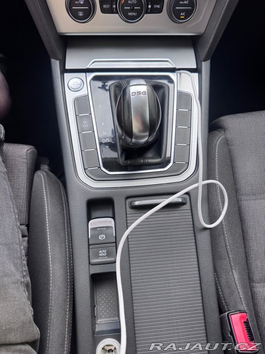 Volkswagen Passat 1,6 B8 2015