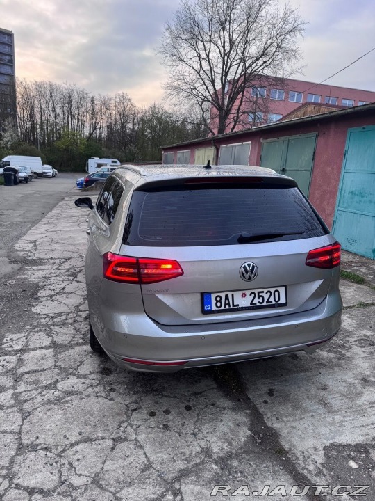 Volkswagen Passat 1,6 B8 2015