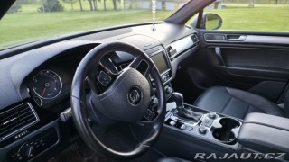 Volkswagen Touareg 3,0   TDI 193KW Top stav 2016