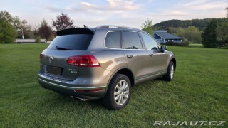 Volkswagen Touareg 3,0   TDI 193KW Top stav 2016
