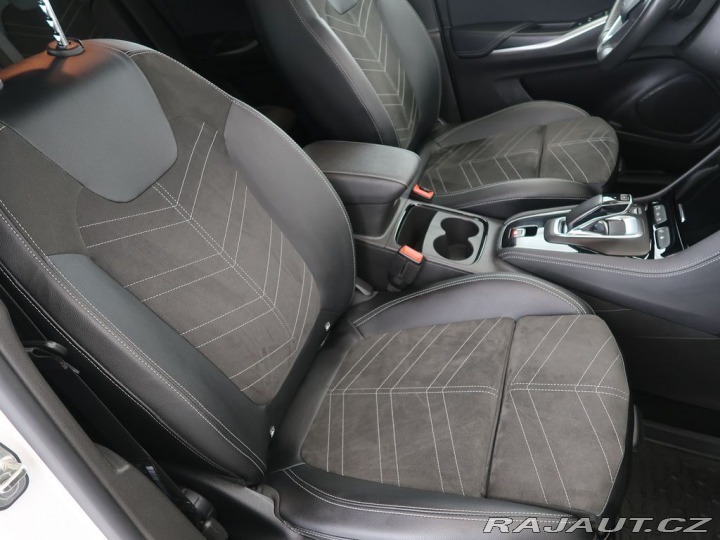 Opel Grandland 1.6Plug-in,147kW,4x4 2022
