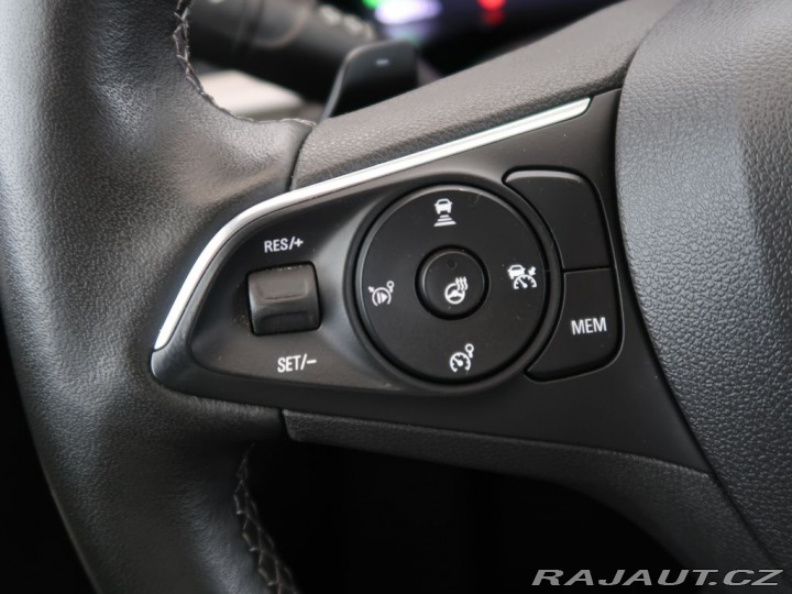 Opel Grandland 1.6Plug-in,147kW,4x4 2022