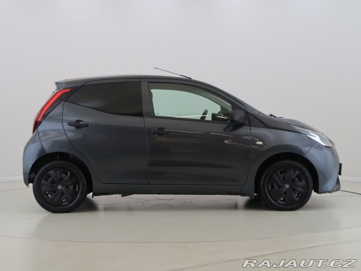 Toyota Aygo 1.0VVT-i,53kW,CZ,1Maj,Com 2020