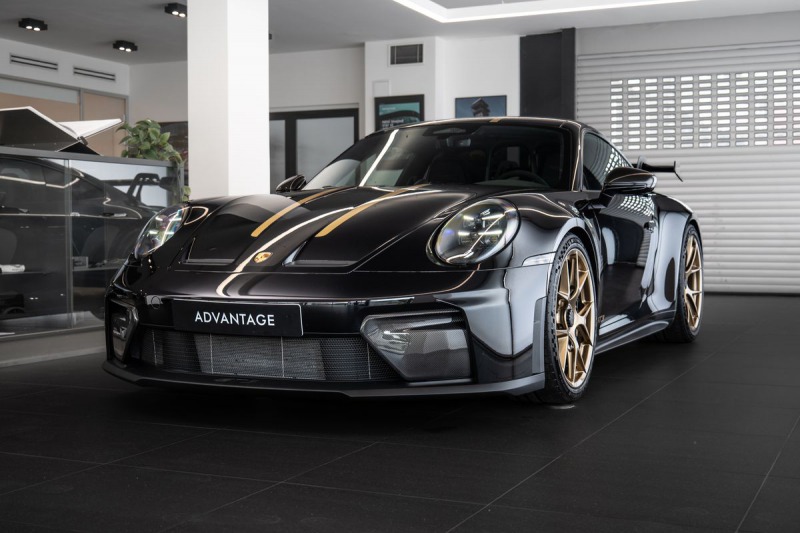 Porsche 911 Weissach