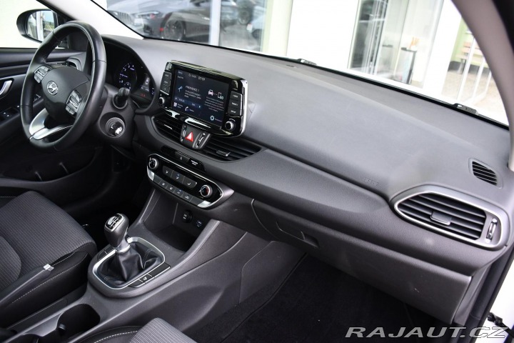 Hyundai i30  2021