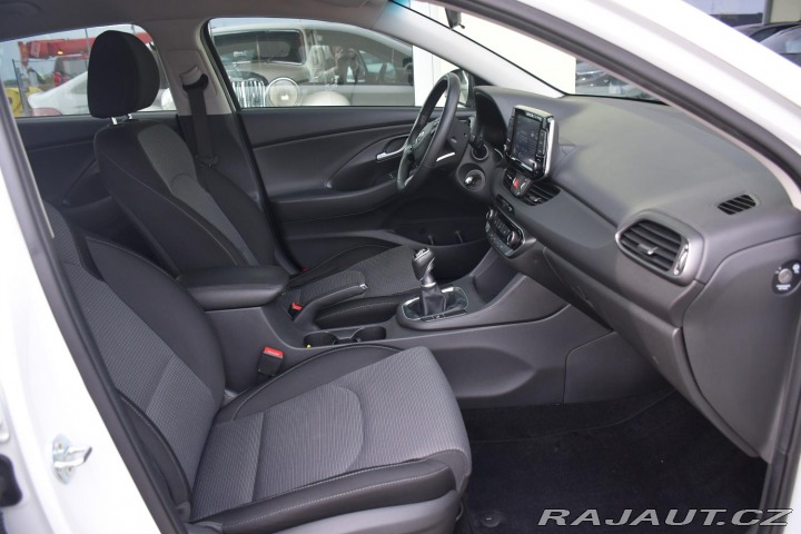 Hyundai i30  2021