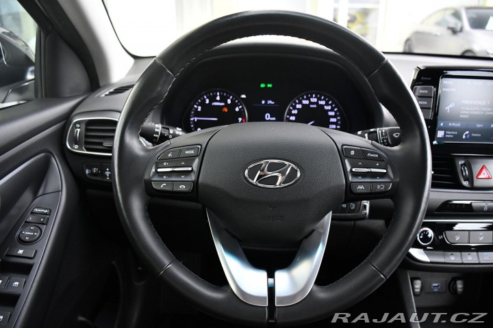 Hyundai i30  2021