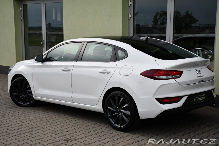 Hyundai i30  2021
