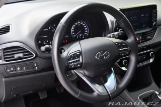 Hyundai i30 2021