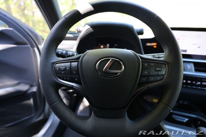 Lexus Ostatní modely UX 300h 300h 2,0 HEV BUSINESS TEC 2025