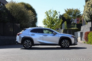 Lexus Ostatní modely UX 300h 300h 2,0 HEV BUSINESS TEC 2025