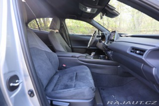 Lexus Ostatní modely UX 300h 300h 2,0 HEV BUSINESS TEC 2025