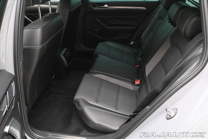 Volkswagen Passat 2,0 TDI 147kW 4x4 DSG Zár 2023