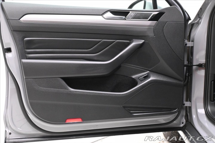 Volkswagen Passat 2,0 TDI 147kW 4x4 DSG Zár 2023