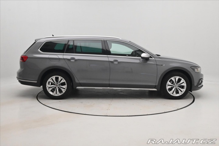 Volkswagen Passat 2,0 TDI 147kW 4x4 DSG Zár 2023