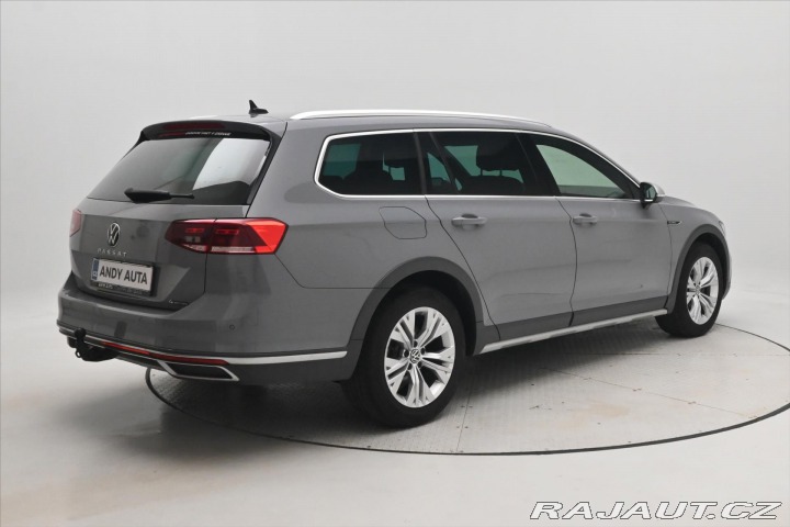 Volkswagen Passat 2,0 TDI 147kW 4x4 DSG Zár 2023