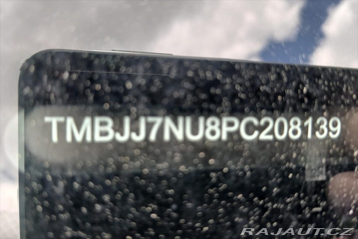 Škoda Karoq 2,0 TDI 110kW Ambition VŮ 2022