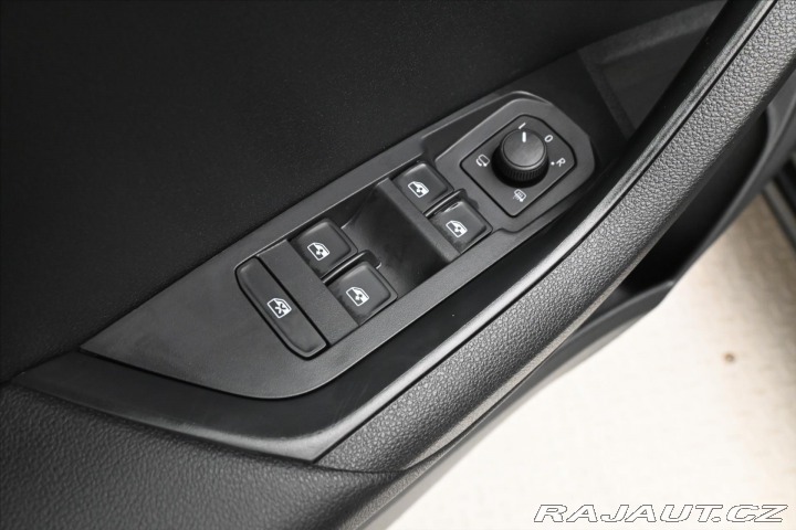 Škoda Karoq 2,0 TDI 85kW DSG TAŽNÉ Zá 2023