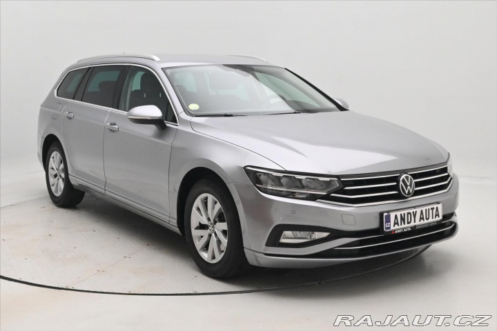 Volkswagen Passat 2,0 TDI 110 kW DSG Busine 2023