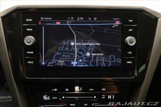 Volkswagen Passat 2,0 TDI 110 kW DSG Busine 2023