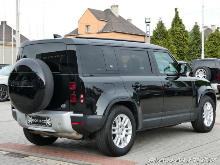 Land Rover Defender 3,0 D250 110 SE,1.maj,ČR, 2021