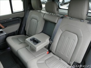 Land Rover Defender 3,0 D250 110 SE,1.maj,ČR, 2021