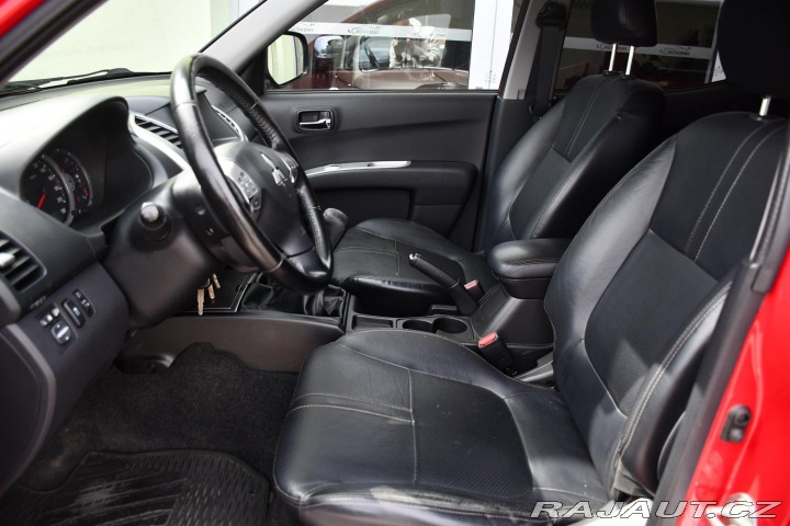 Mitsubishi L200 DK DI-D 2,5HP TOP EDITION 2015