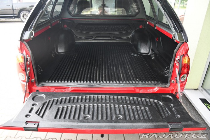 Mitsubishi L200 DK DI-D 2,5HP TOP EDITION 2015
