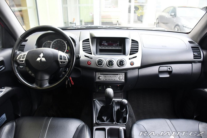 Mitsubishi L200 DK DI-D 2,5HP TOP EDITION 2015