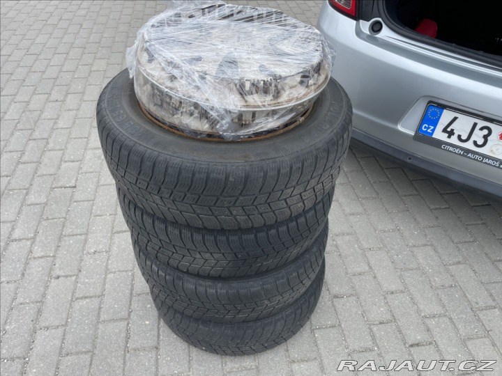 Citroën C3 1,4 i 54kw CZauto 1majite 2011