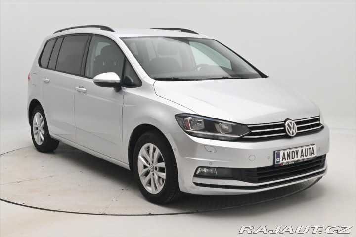 Volkswagen Touran 1,6 TDI 85kW Navi Senzory 2018