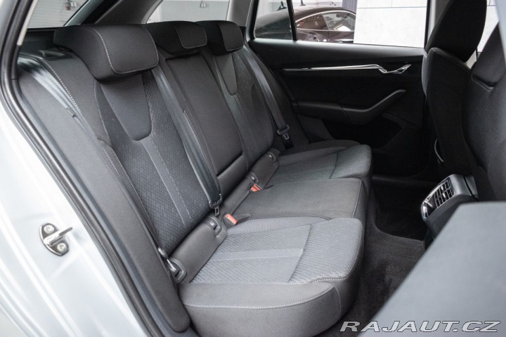 Škoda Octavia 1.0 TSI DSG*ACC*KAMERA*KE 2021