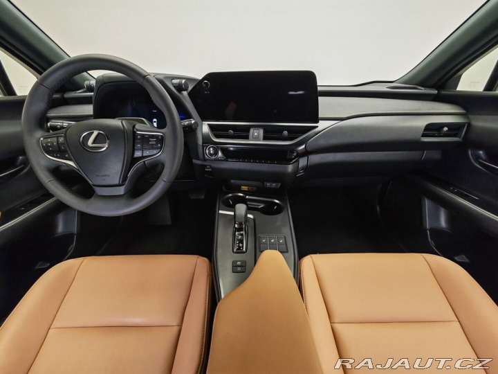 Lexus Ostatní modely UX 300h 300h 4×4 F Sport Design 2025