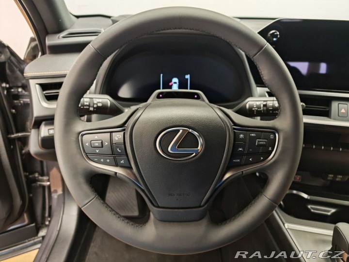 Lexus Ostatní modely UX 300h 300h 4×4 F Sport Design 2025