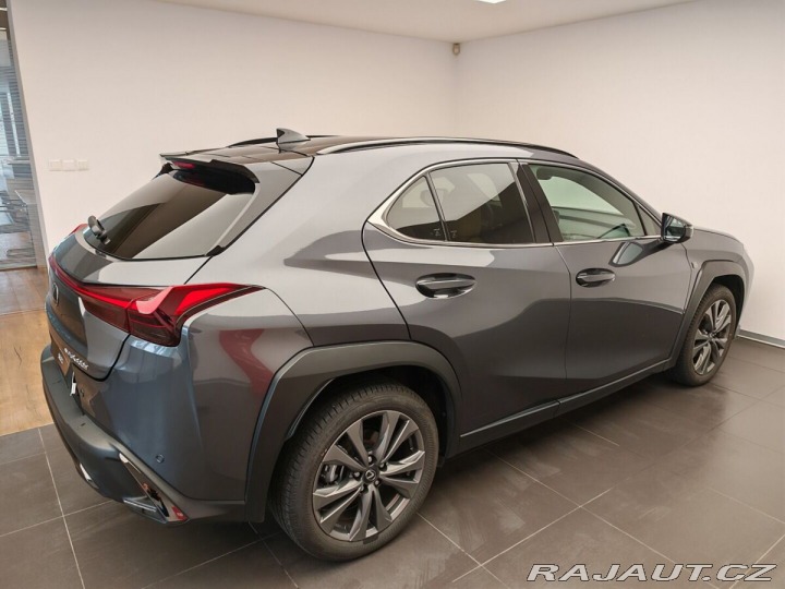 Lexus Ostatní modely UX 300h 300h 4×4 F Sport Design 2025