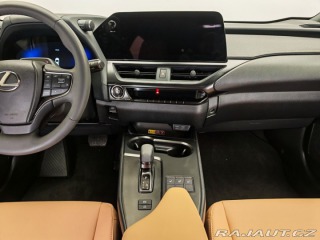 Lexus Ostatní modely UX 300h 300h 4×4 F Sport Design 2025