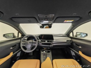 Lexus Ostatní modely UX 300h 300h 4×4 F Sport Design 2025