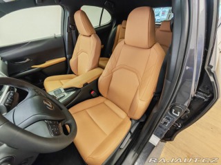 Lexus Ostatní modely UX 300h 300h 4×4 F Sport Design 2025