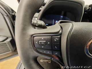 Lexus Ostatní modely UX 300h 300h 4×4 F Sport Design 2025
