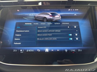 Mercedes-Benz E E 300 de 4MATIC kombi 2025