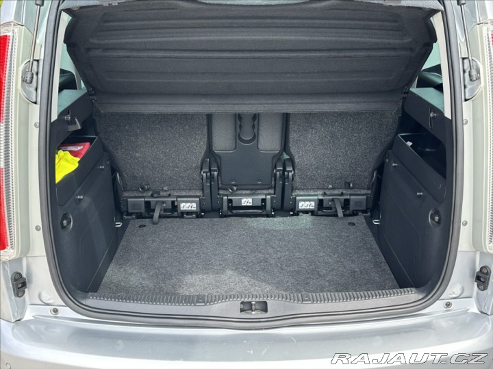 Škoda Roomster 1,2 HTP 69PS  Style 2011